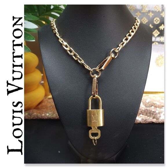Authentic Louis Vuitton Lock And Key With Unbranded Chain #300 - Picture 1 of 9